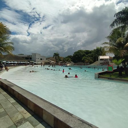 Lacqua Diroma, Mais Parque Acquatico Com Piscina De Ondas Caldas Novas Bagian luar foto