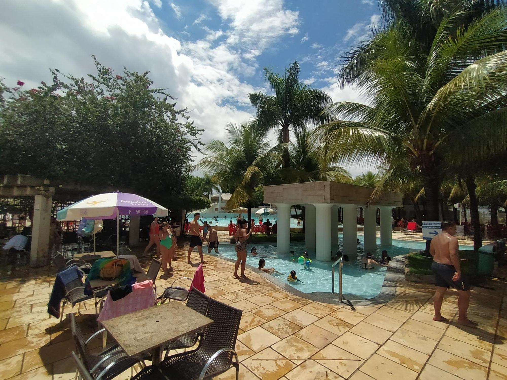 Lacqua Diroma, Mais Parque Acquatico Com Piscina De Ondas Caldas Novas Bagian luar foto