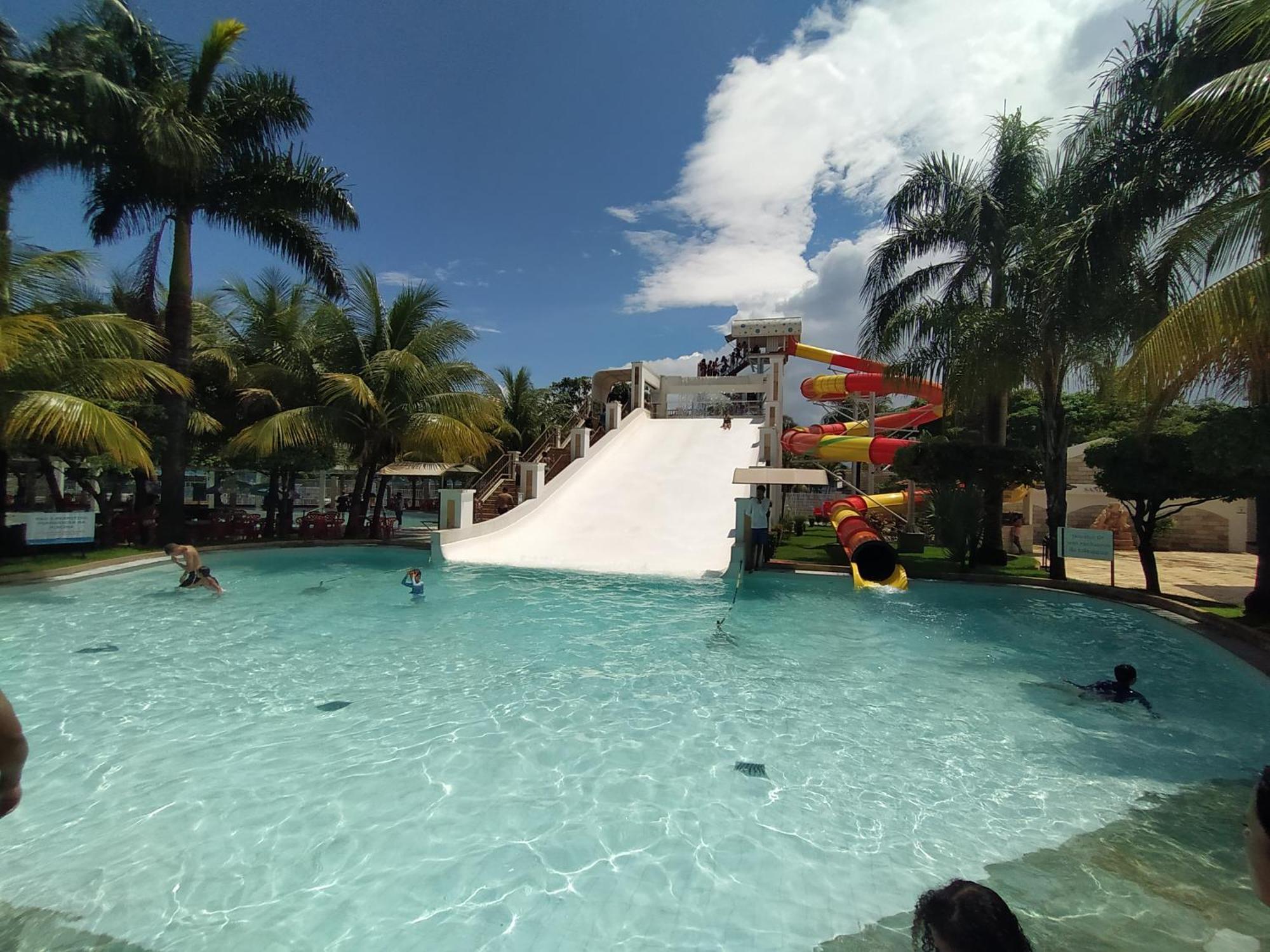 Lacqua Diroma, Mais Parque Acquatico Com Piscina De Ondas Caldas Novas Bagian luar foto